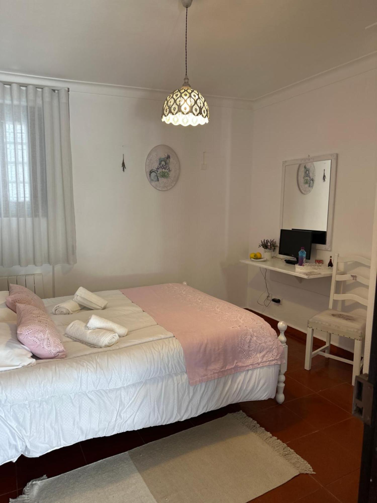 Casa Do Poco Bed & Breakfast Obidos Bagian luar foto